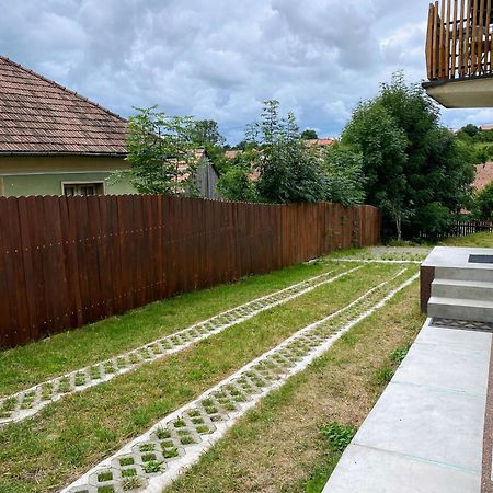 Kulcsoshaz Farkaslaka Villa Kültér fotó