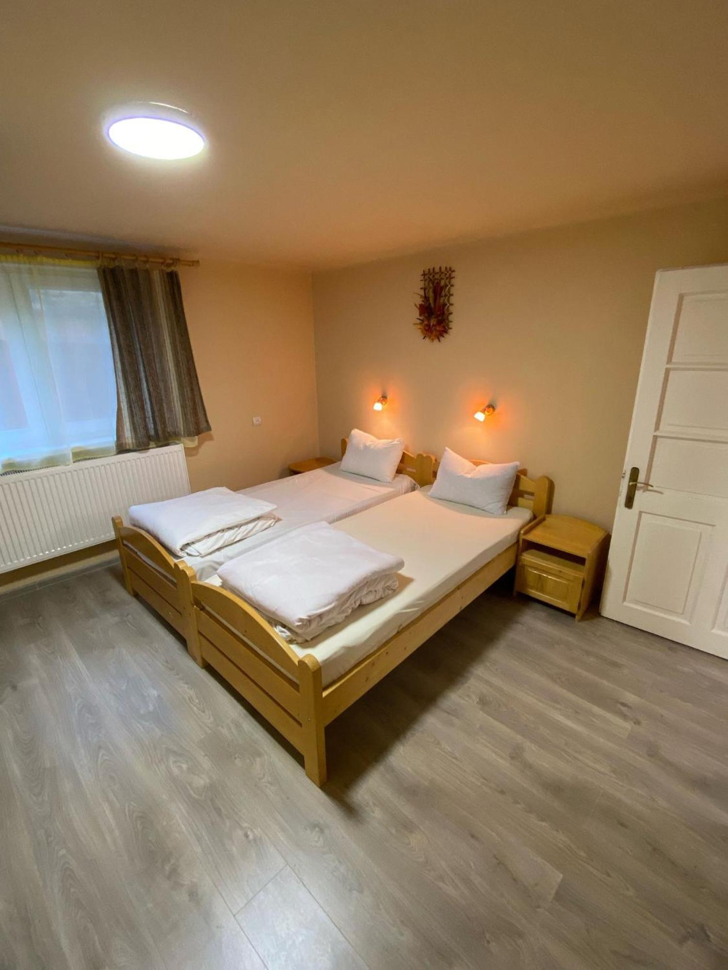 Kulcsoshaz Farkaslaka Villa Kültér fotó