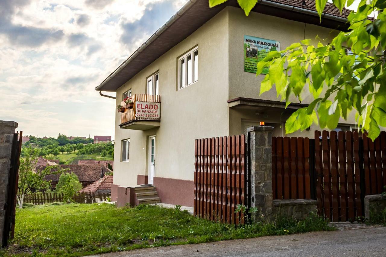 Kulcsoshaz Farkaslaka Villa Kültér fotó